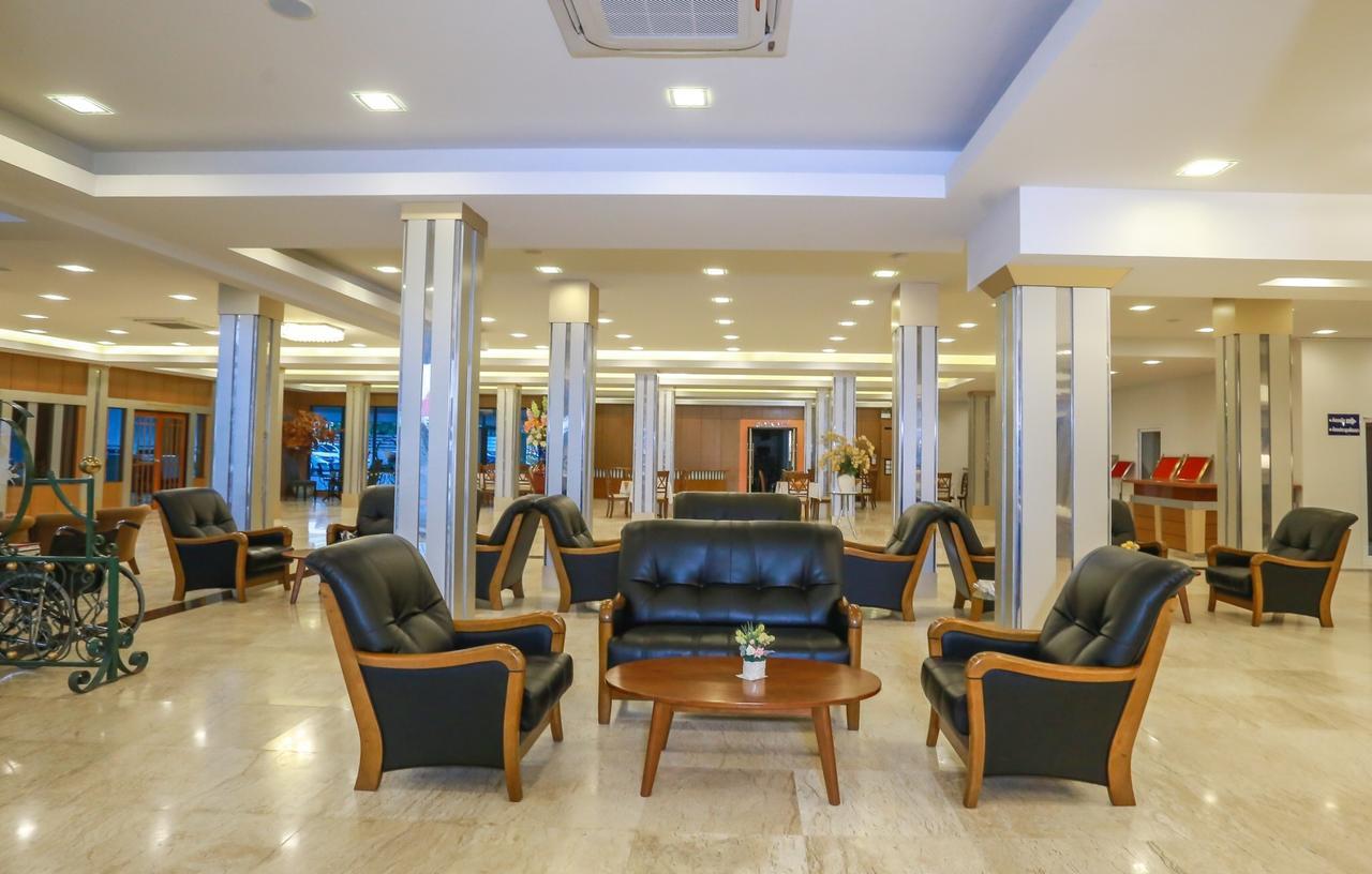 Korat Hotel - Sha Plus Nakhon Ratchasima Ngoại thất bức ảnh