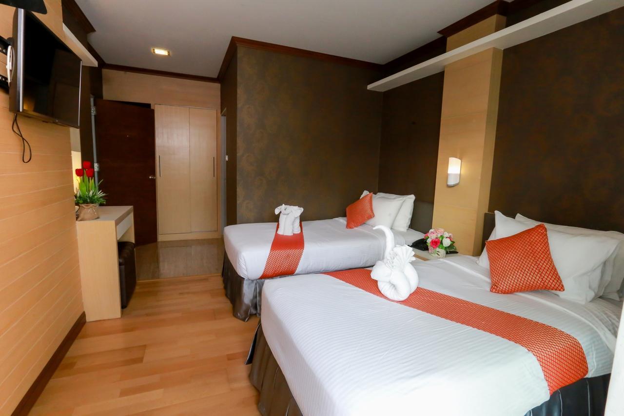 Korat Hotel - Sha Plus Nakhon Ratchasima Ngoại thất bức ảnh